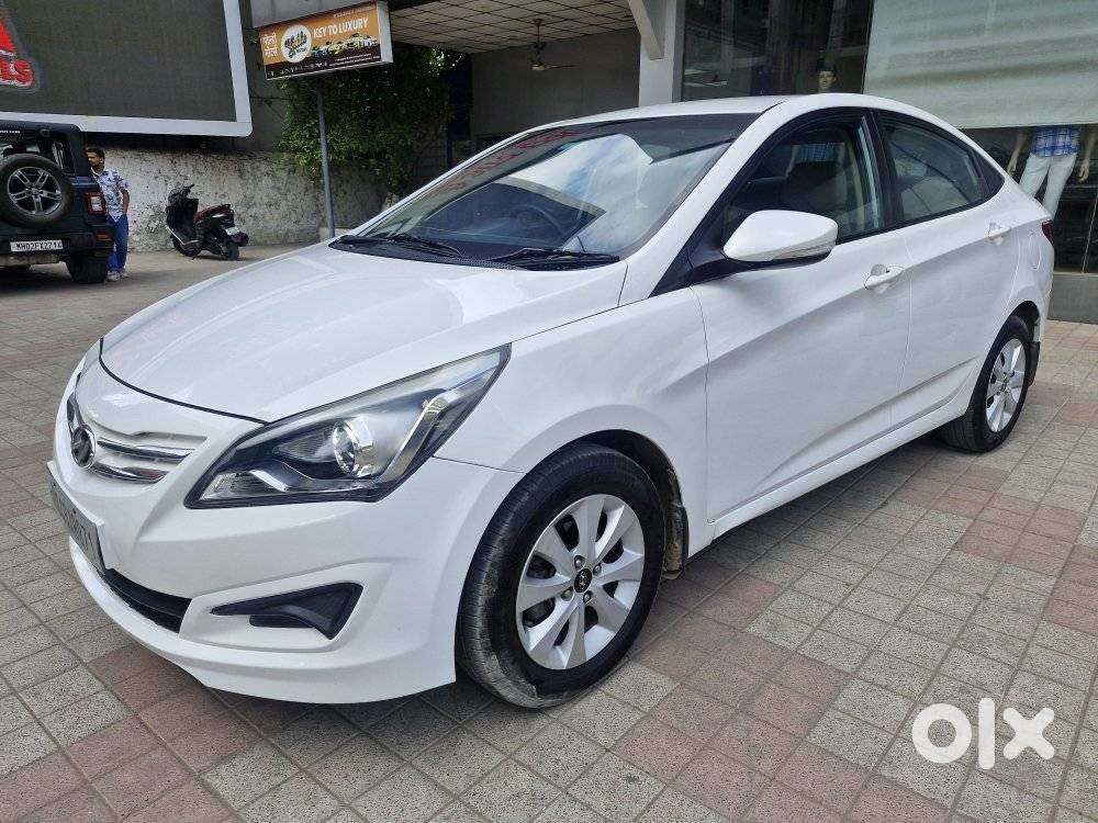 Hyundai Verna 1.6 Fluidic Vtvt S (o) At, 2017, Petrol