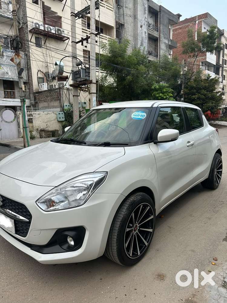 Maruti Suzuki Swift Petrol Manual 2023