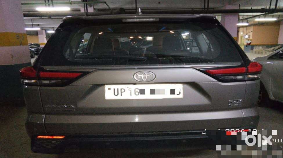 Toyota Innova Hycross 2.0 Zx (o) Hybrid 7 Str, 2025, Cng & Hybrids