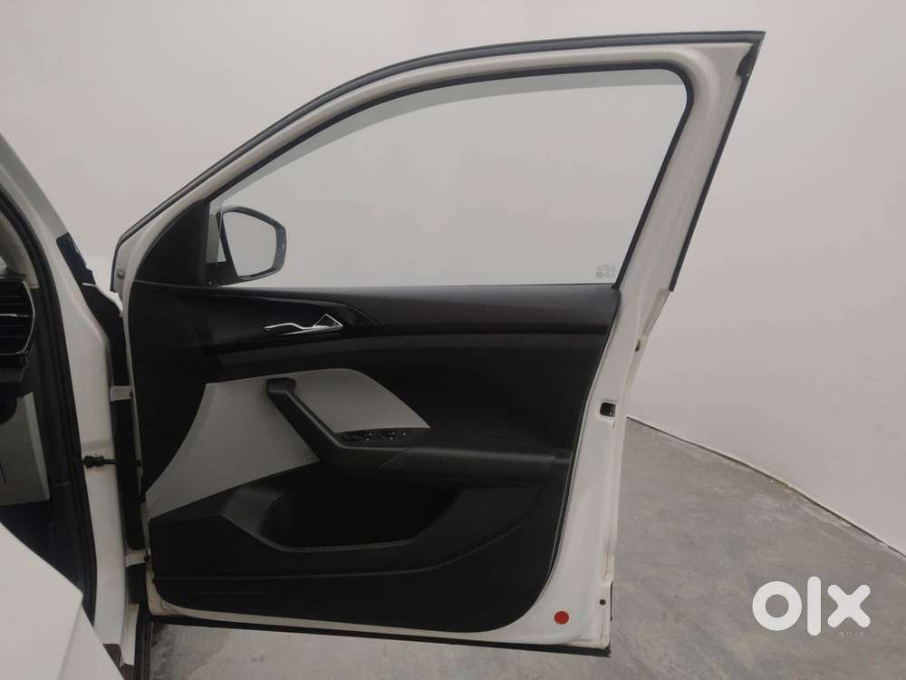 Skoda Kushaq Style 1.0l Tsi Mt, 2023, Petrol