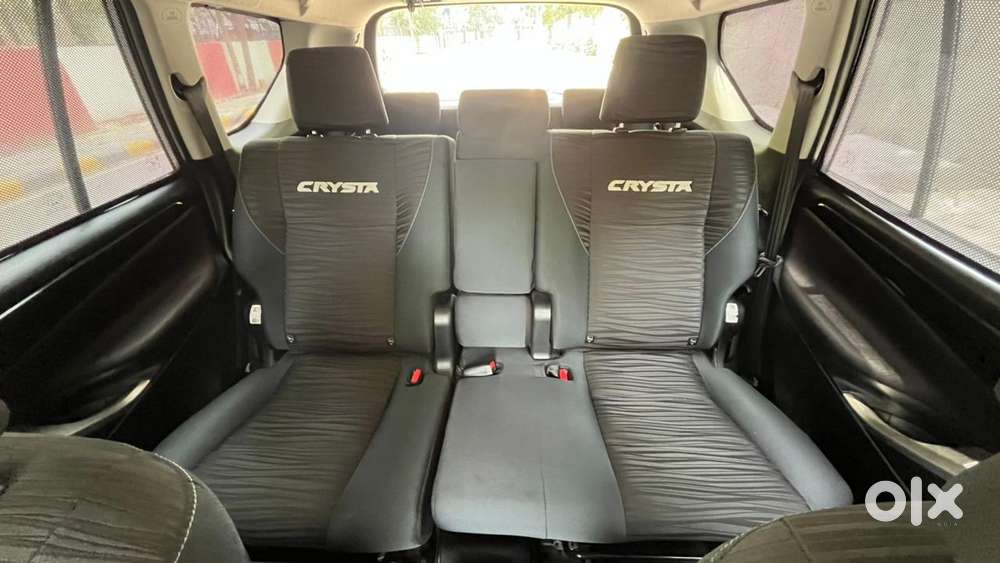 Toyota Innova Crysta [2020-ongoing] 2.4 Vx 8 Str, 2024, Diesel
