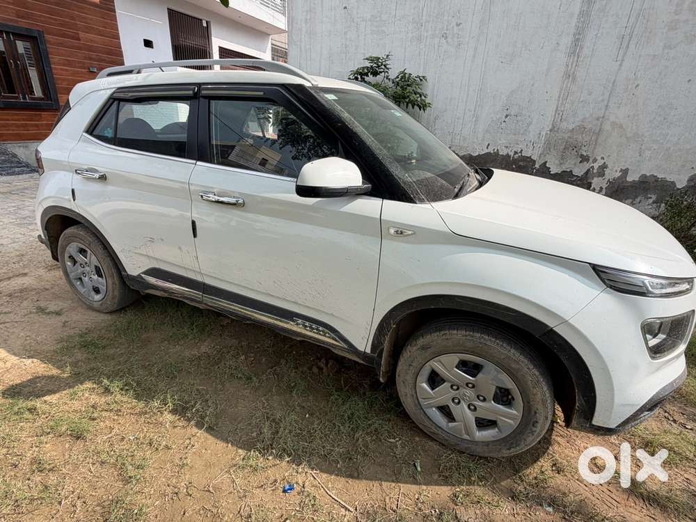 Hyundai Venue Petrol Good Condition