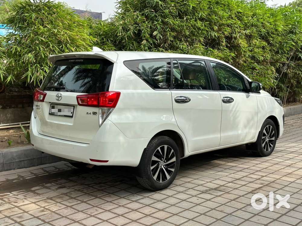 Toyota Innova Crysta [2020-ongoing] 2.4 Zx 7 Str, 2022, Diesel