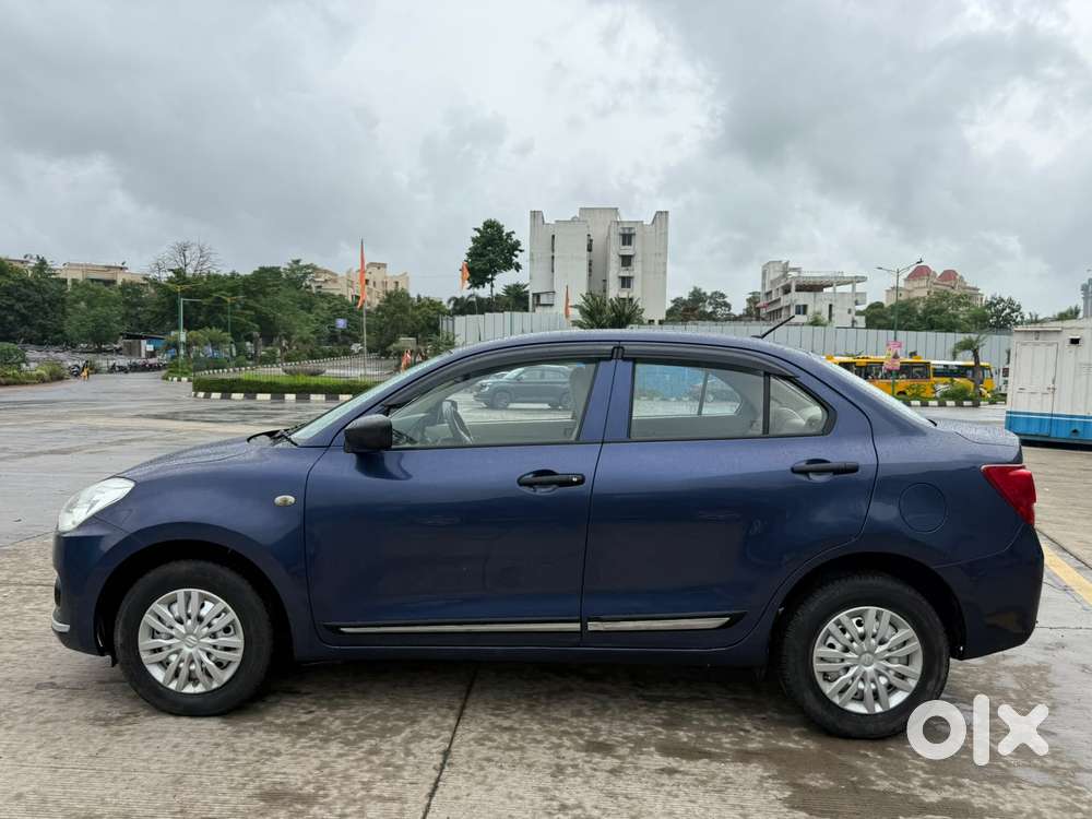Maruti Suzuki Swift Dzire Vxi Optional, 2017, Petrol