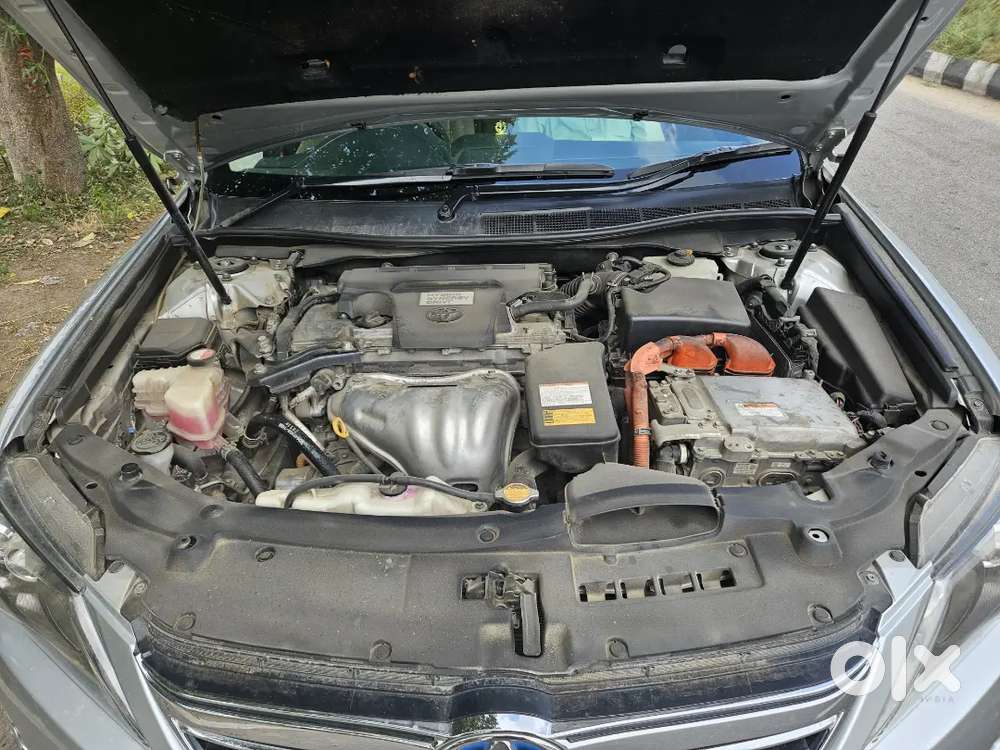 Toyota Camry Hybrid 2015