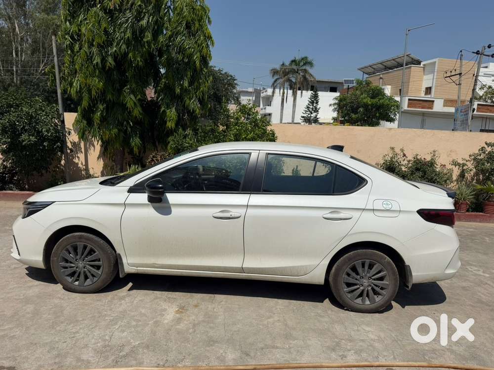 Honda City Zx Petrol 2025