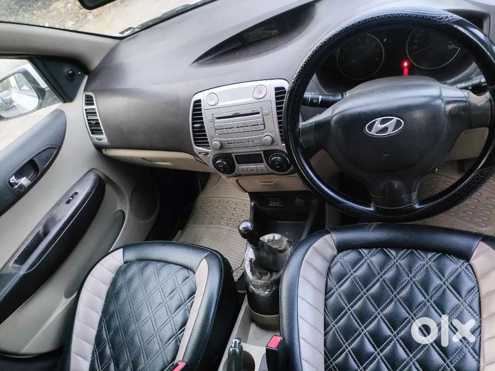 Hyundai I20 2010 Car