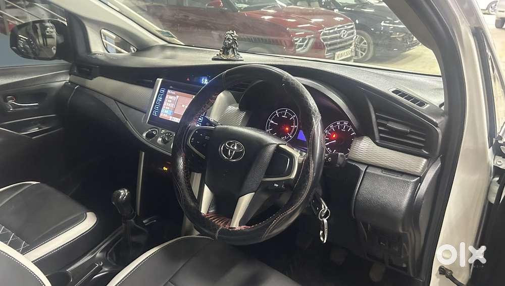 Toyota Innova Crysta 2.4 G Mt 8s, 2019, Diesel
