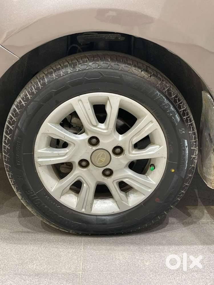 Tata Tiago 1.2 Revotron Xza, 2017, Petrol