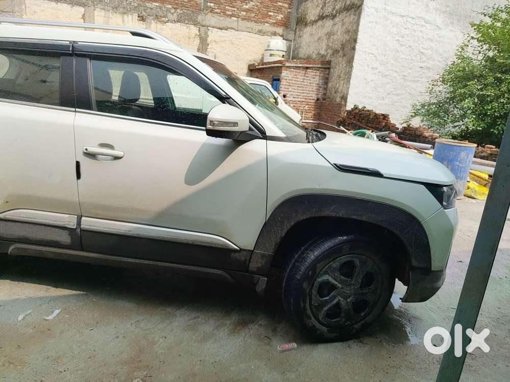 Maruti Suzuki Brezza 1.5 Lxi Cng, 2024, Cng & Hybrids