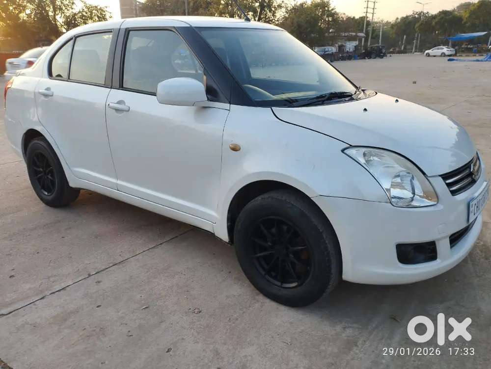 Maruti Suzuki Dzire 2010 Petrol 75215 Km Driven