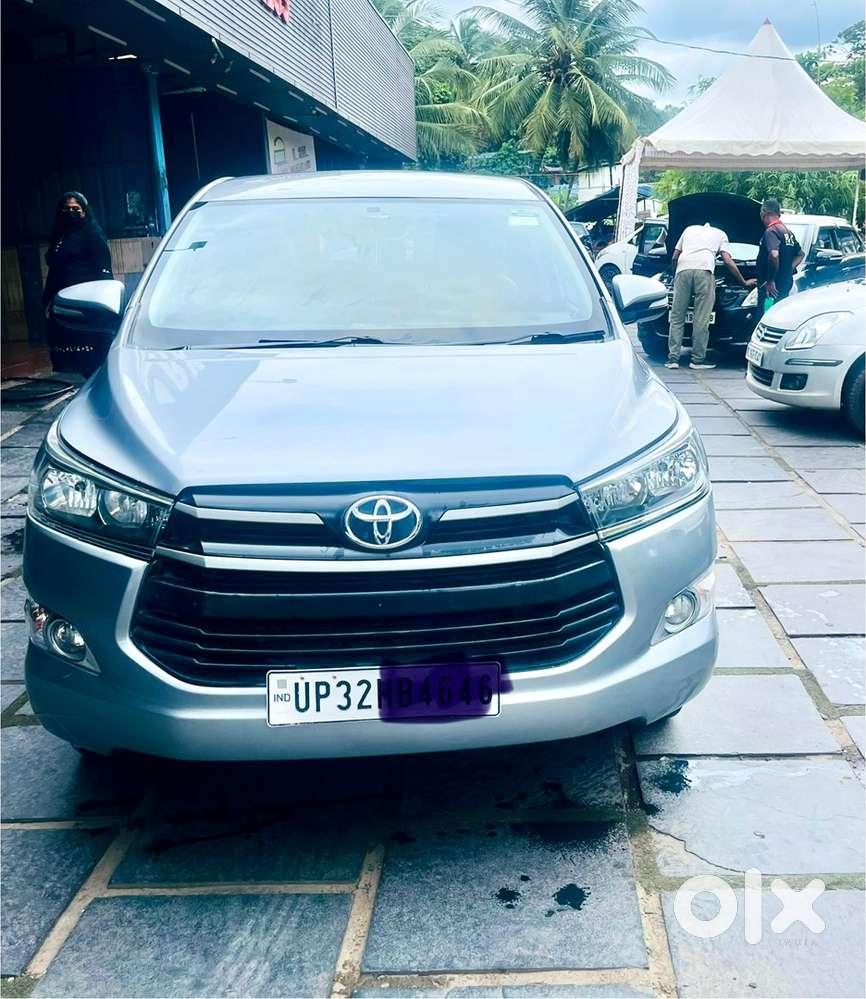 Toyota Innova Crysta 2016