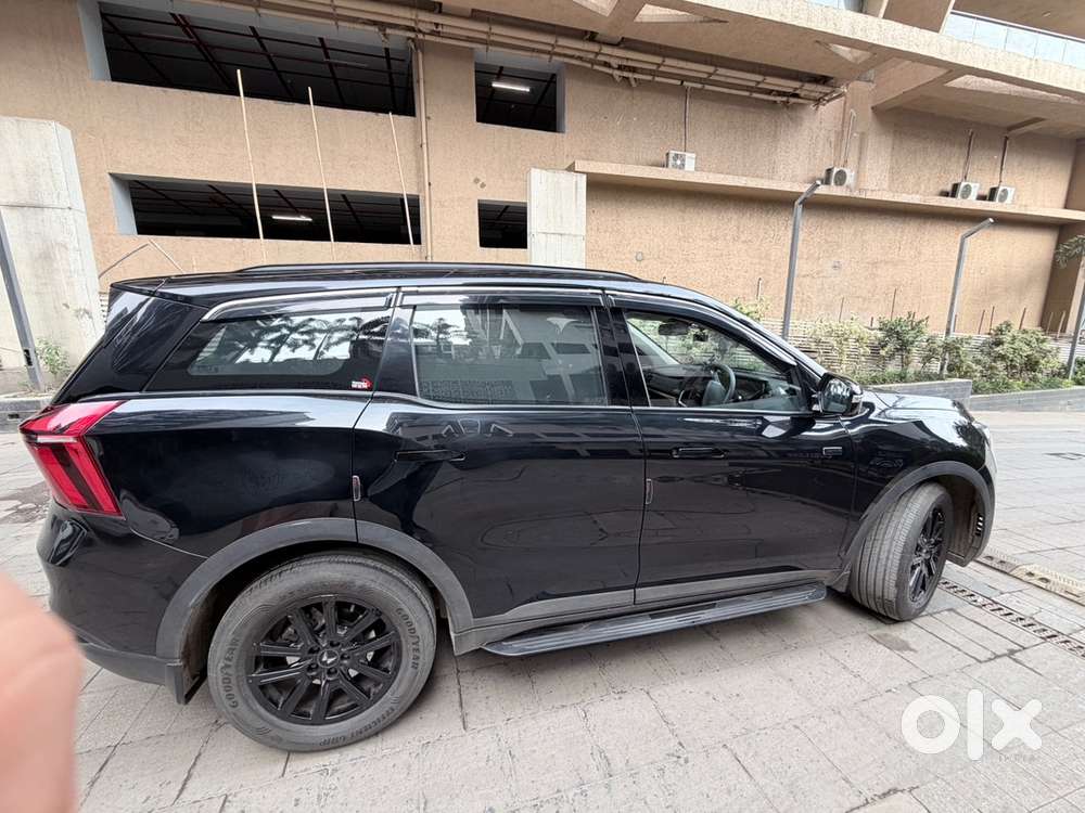 Mahindra Xuv700 Petrol 2025