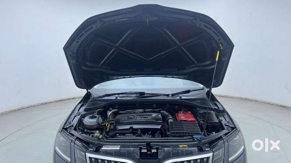 Skoda Octavia 2.0 L K Tsi At, 2018, Petrol