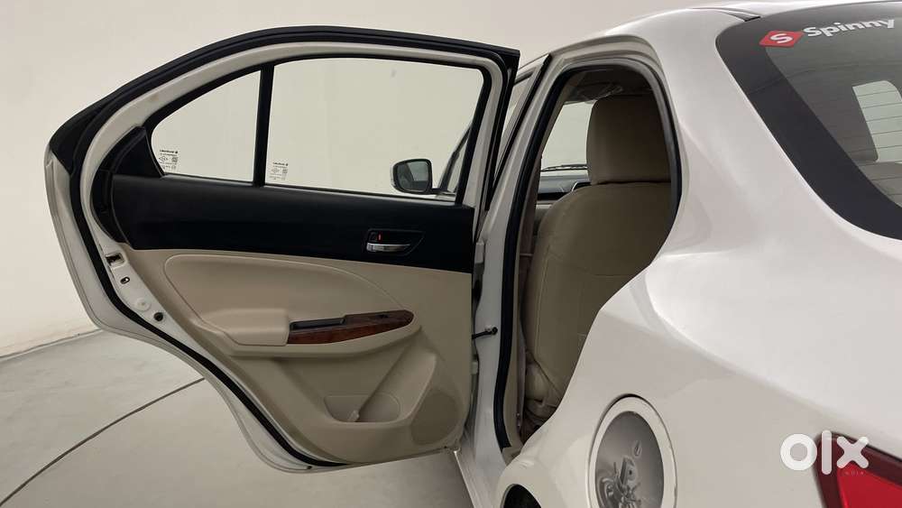 Maruti Suzuki Dzire 1.2 Zxi Plus Amt, 2017, Petrol