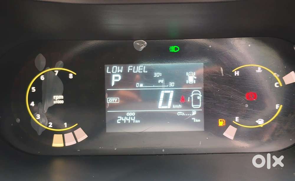 Tata Curvv Pure Plus 1.2 Revotron Petrol 7dca, 2026, Petrol