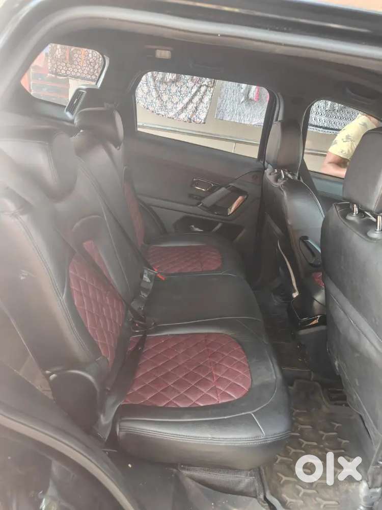 Tata Safari 2025 Diesel 39000 Km Driven