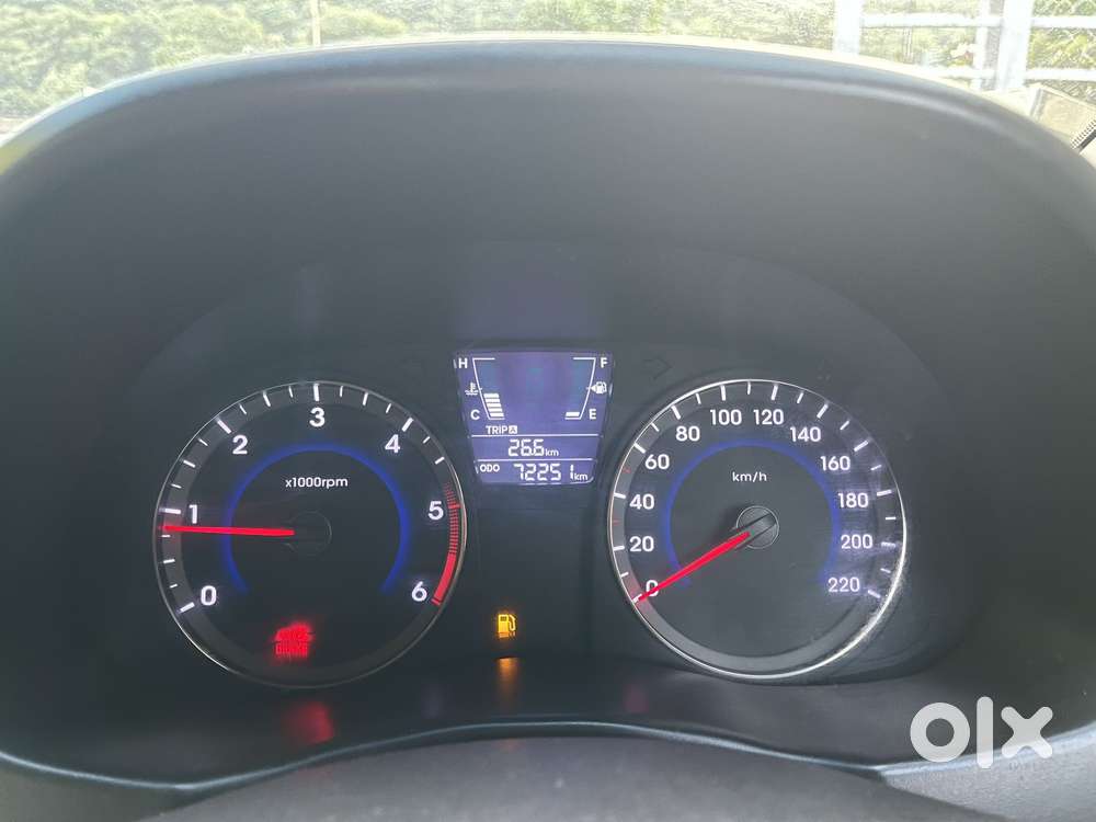 Hyundai Verna Fluidic 1.6 Crdi Sx, 2015, Diesel