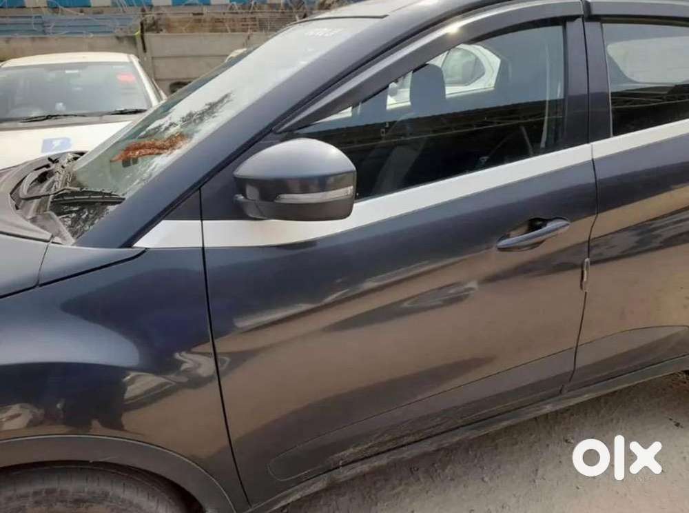 Tata Nexon Petrol Well Maintained