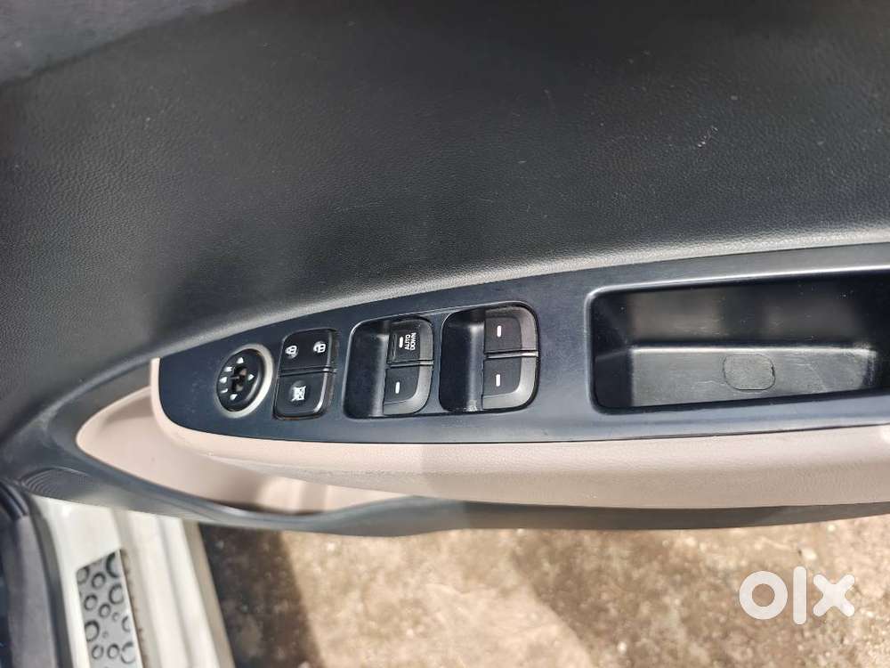 Hyundai Grand I10 Cng + Petrol
