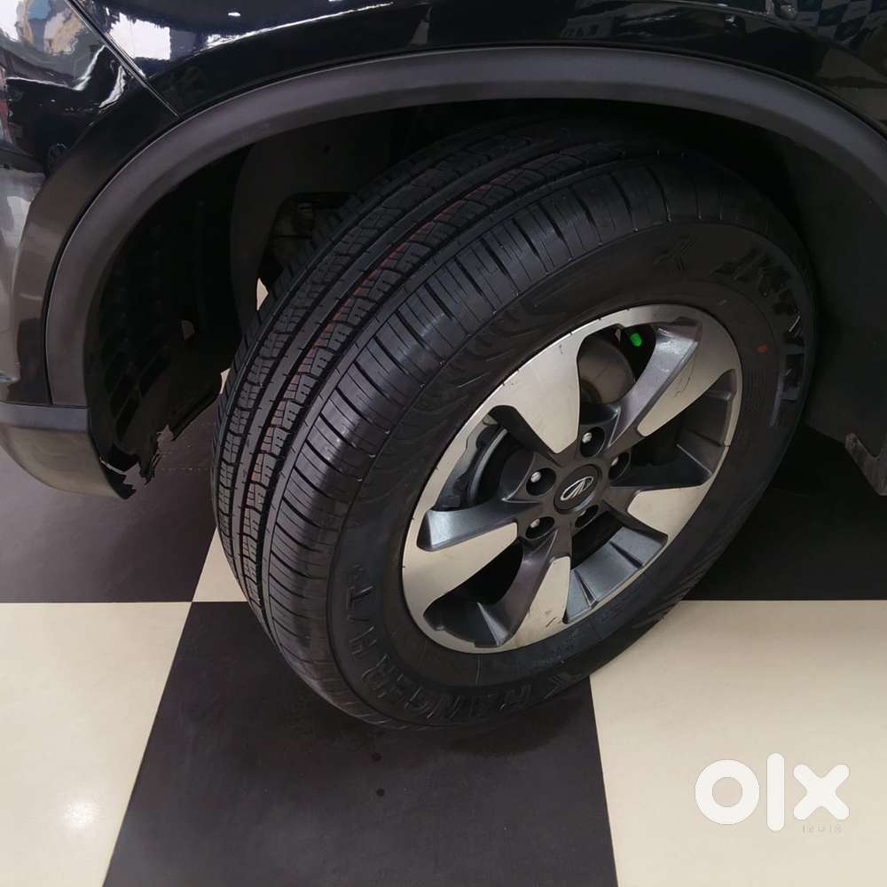 Mahindra Alturas G4 4wd At, 2019, Diesel