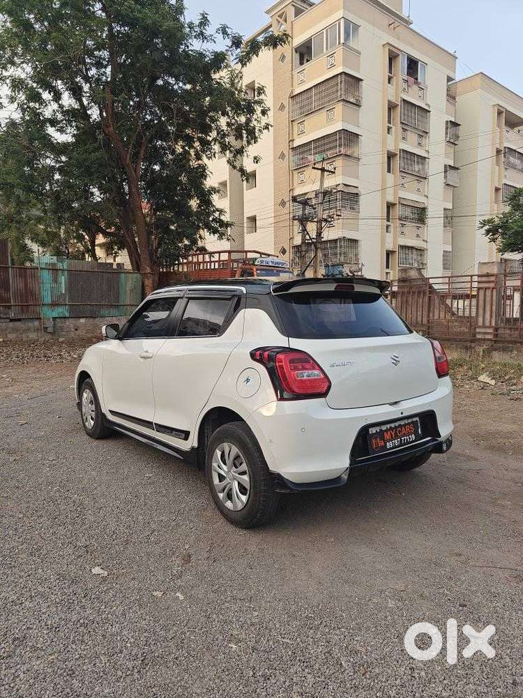 Maruti Suzuki Swift Vxi + Manual, 2023, Petrol
