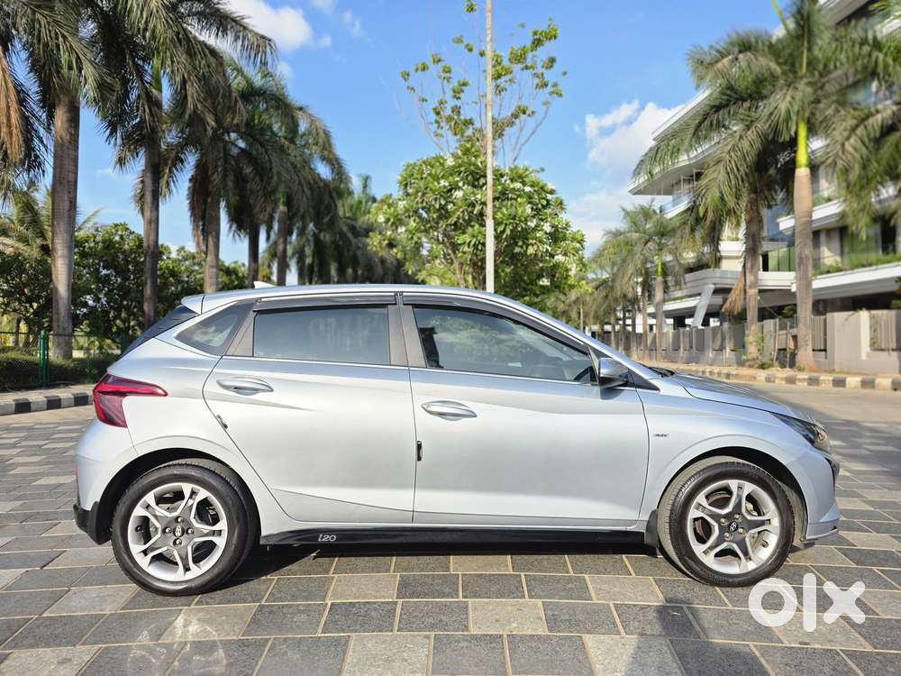 Hyundai I20 Sportz 1.2 Ivt, 2023, Petrol