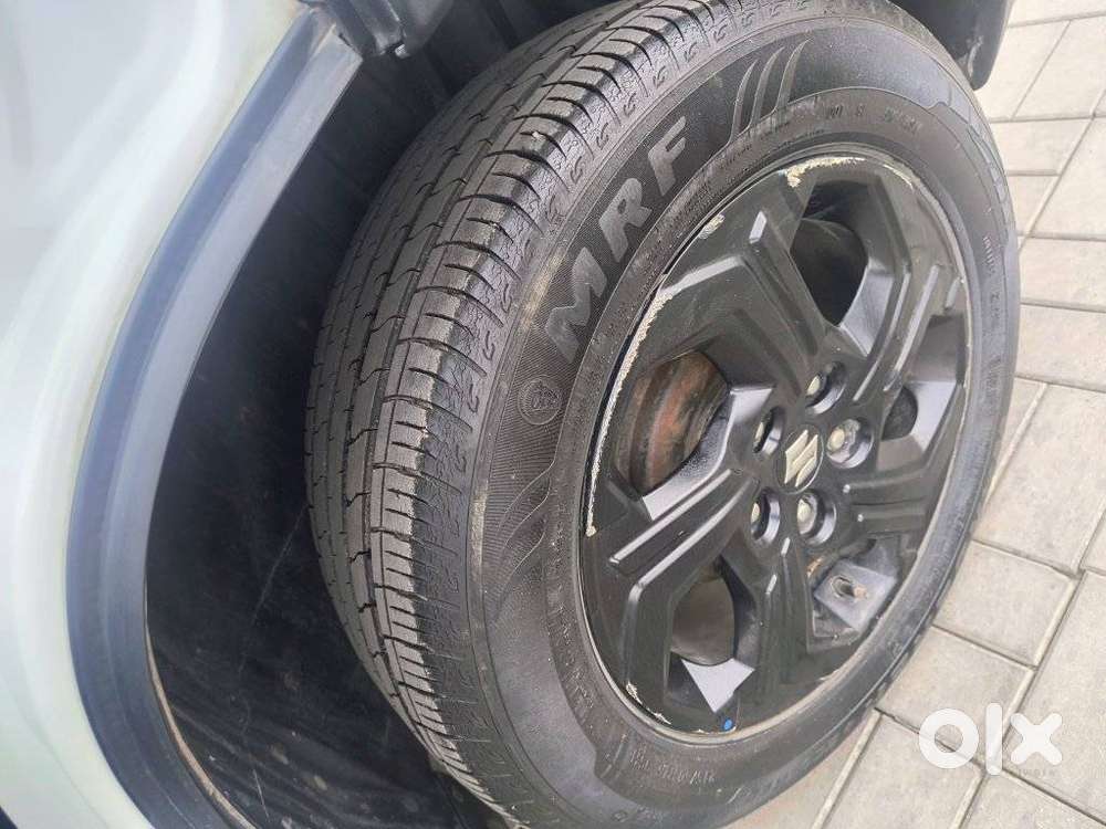 Maruti Suzuki Brezza 1.5 Zxi Smart Hybrid, 2022, Petrol