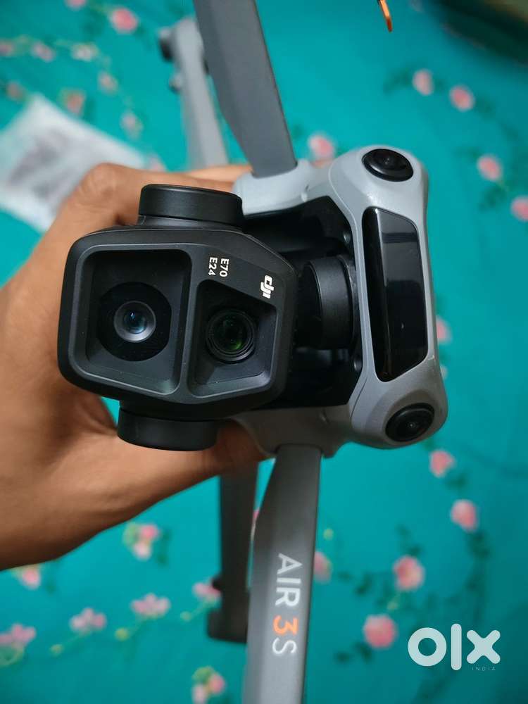 dji air 3s fly more combo 4moths old