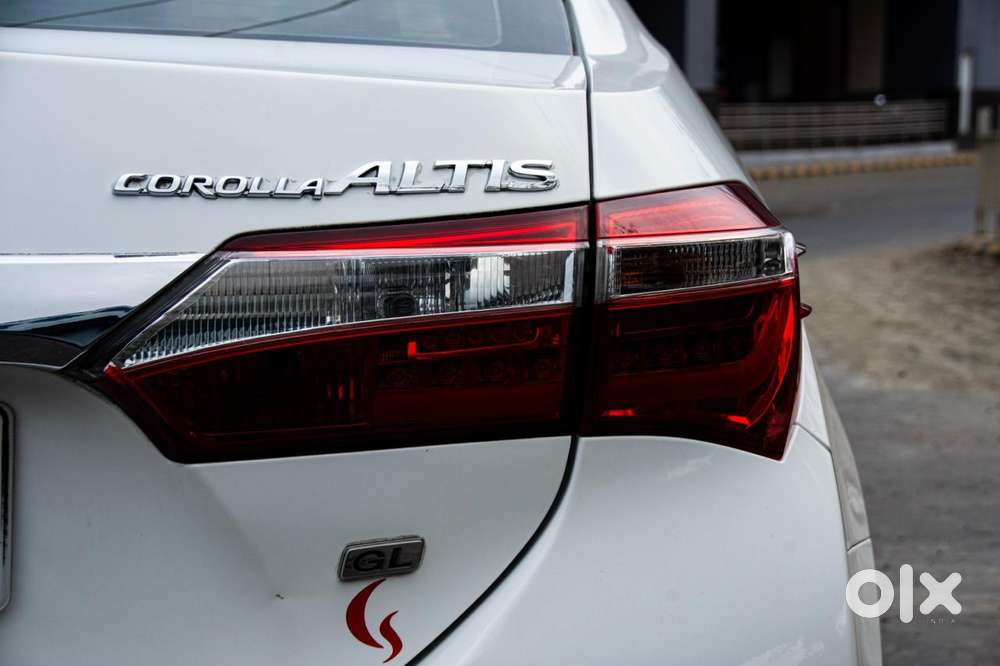 Toyota Corolla Altis 2010-2013 Gl, 2014, Petrol