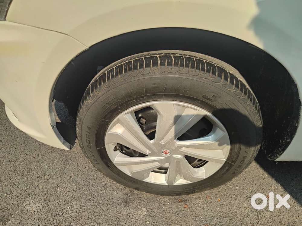 Maruti Suzuki Swift Dzire Vxi Optional, 2016, Cng & Hybrids