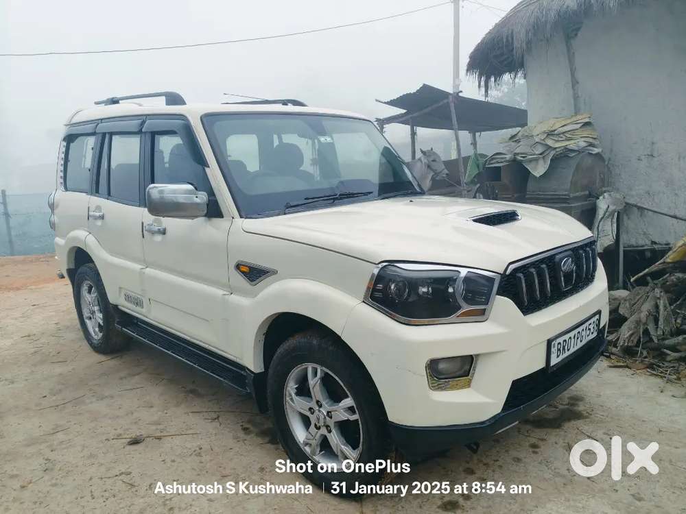Mahindra Scorpio 2015 Diesel 80000 Km Driven