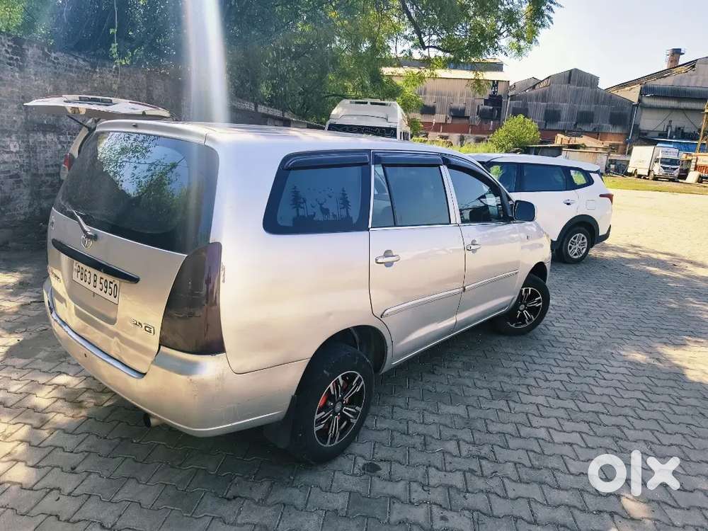 Toyota Innova Diesel 2006 1st