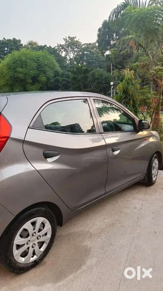 Hyundai Eon Magna 2014,lady Driven