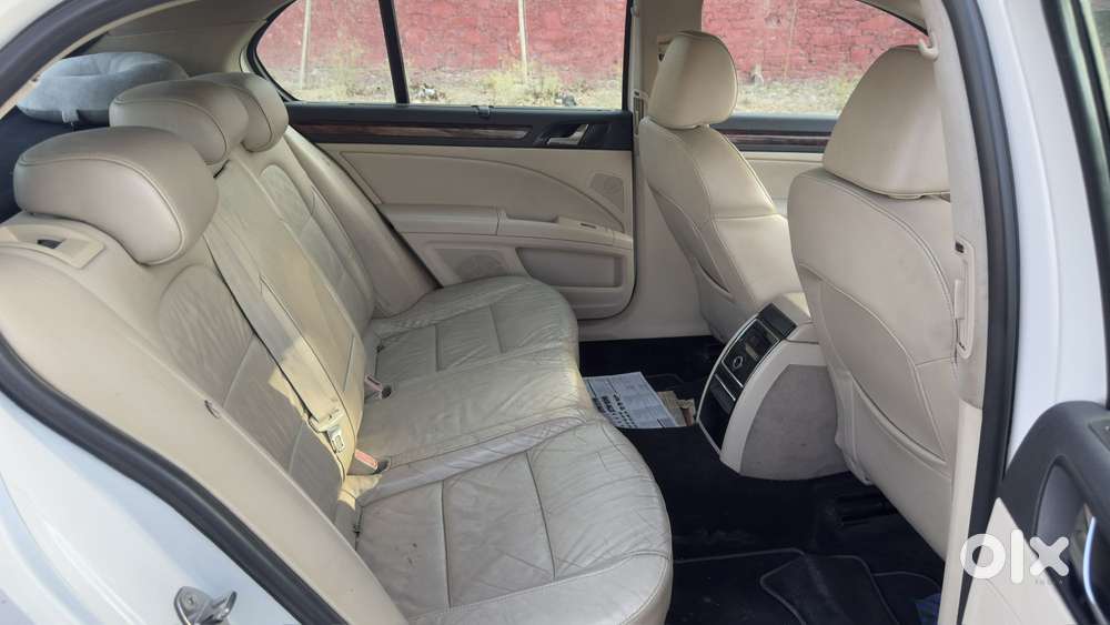 Skoda Superb Lk 2.0 Tdi At, 2012, Diesel