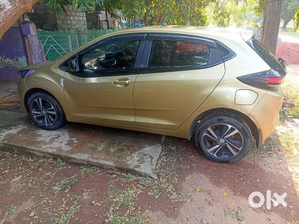 Tata Altroz 2020 Model 1.2 Driven 13100 Km