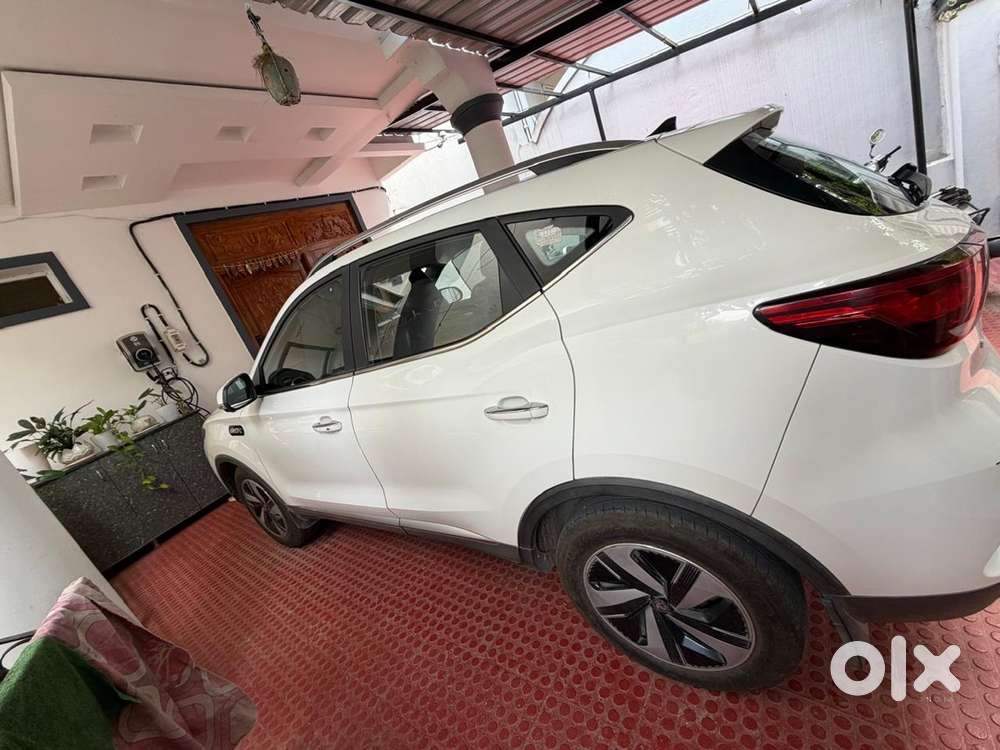 MG ZS EV 2023, automatic transmission - Photo 3