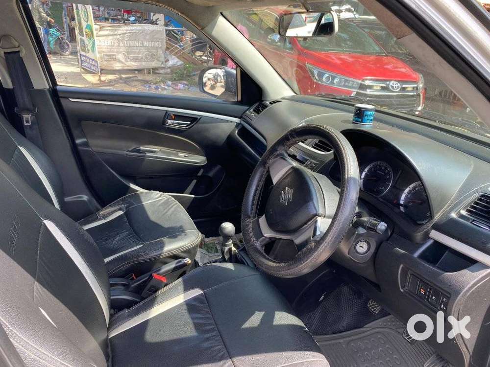 Maruti Suzuki Swift Vxi Abs Bsiv, 2015, Petrol