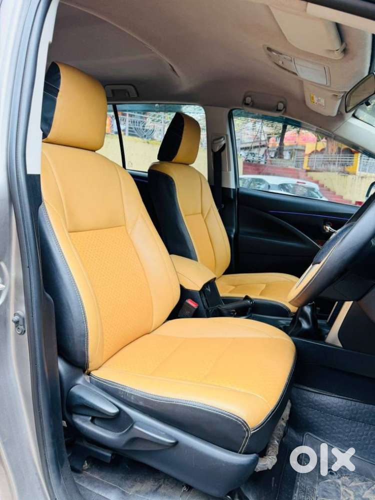 Toyota Innova Crysta 2.4 G Mt, 2019, Diesel