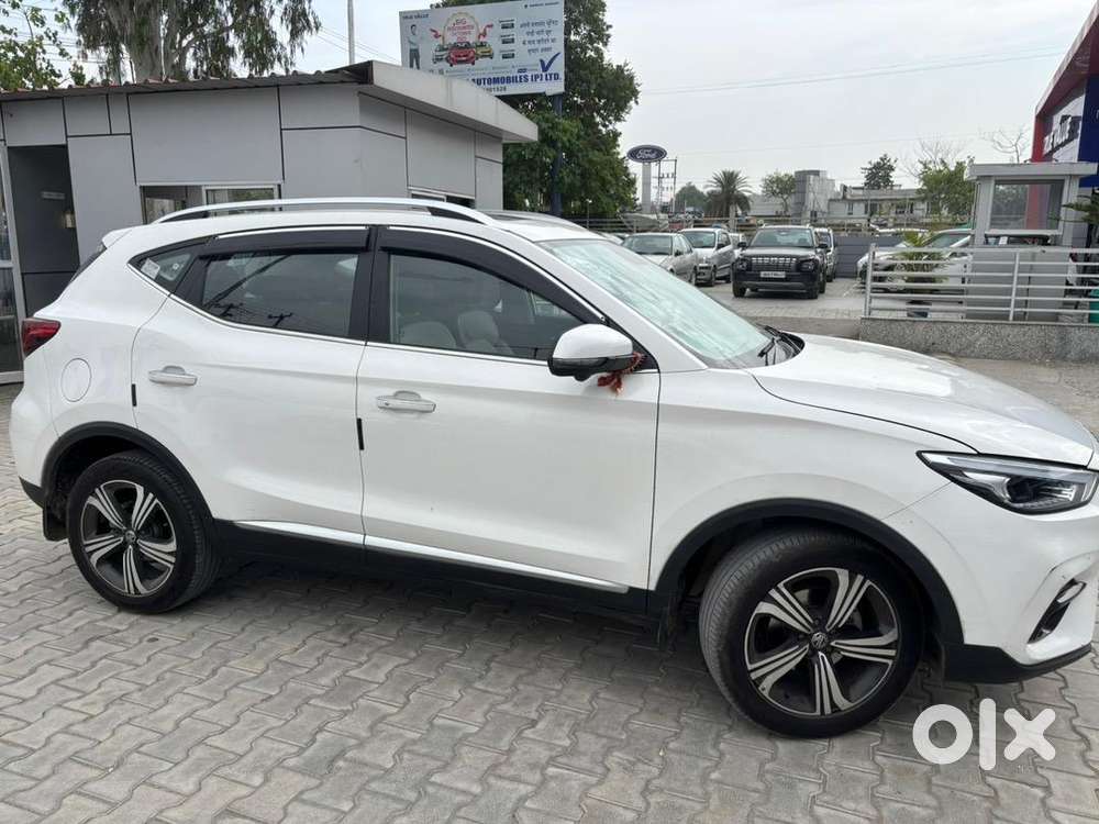 Mg Petrol Manual Car 2024