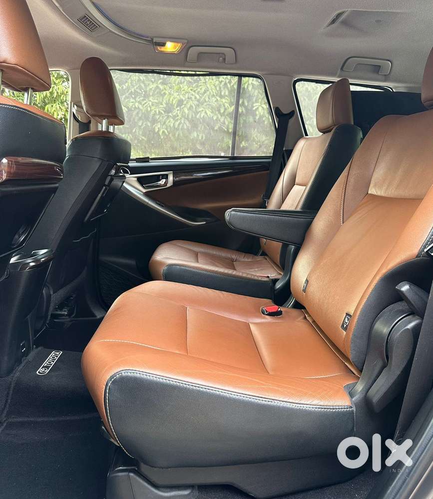 Toyota Innova Crysta 2.7 Zx At, 2017, Petrol