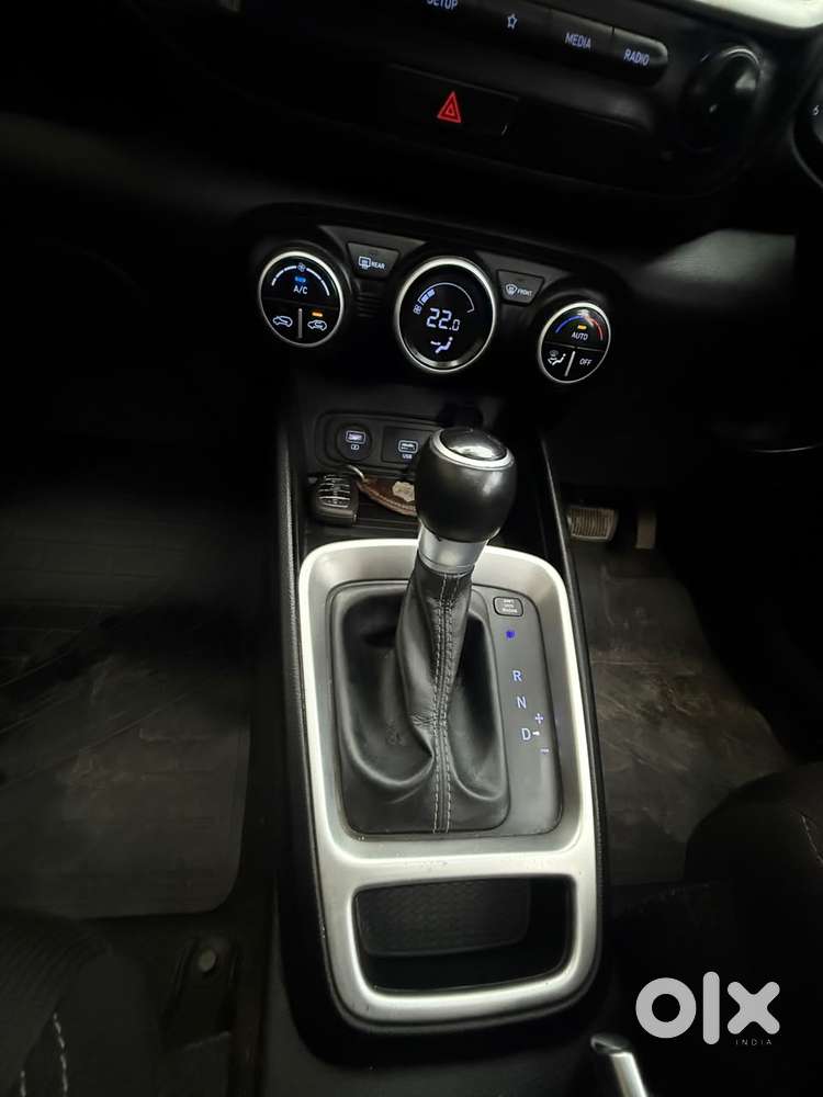 Hyundai Venue 1.0 Sx Turbo Dct, 2019, Petrol