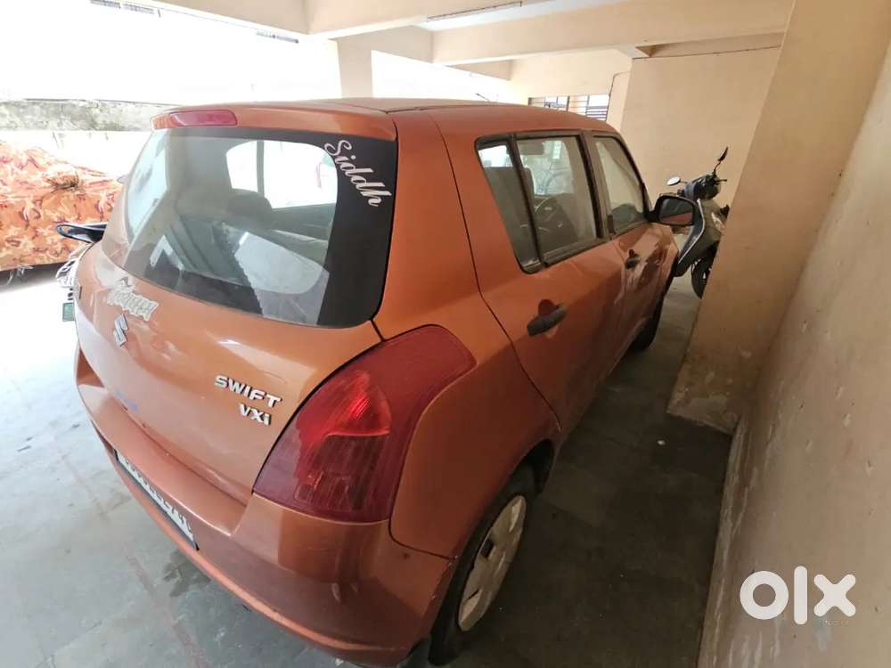 Maruti Suzuki Swift Vxi 2005