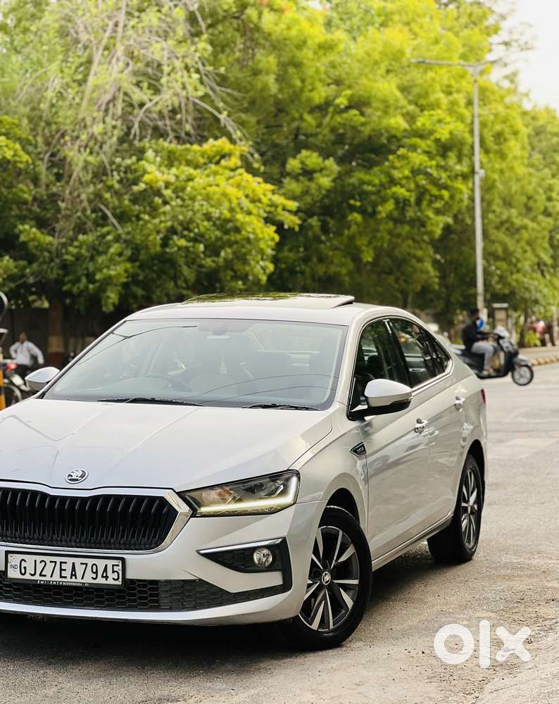 Skoda Slavia 1.0 Tsi Style At, 2022, Petrol
