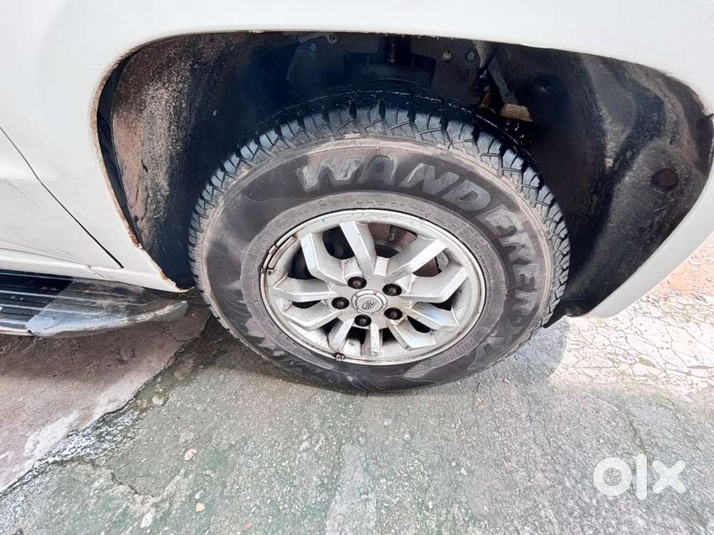 Mahindra Tuv 300 2018 Diesel Car