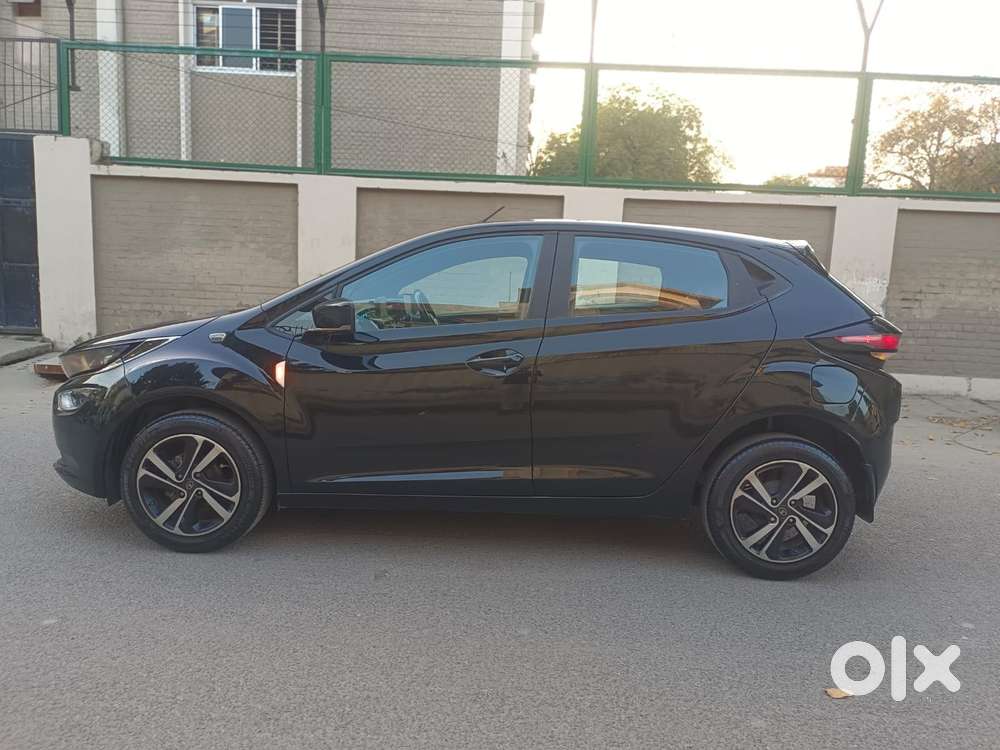 Tata Altroz 1.2 Xz Plus Petrol, 2022, Petrol