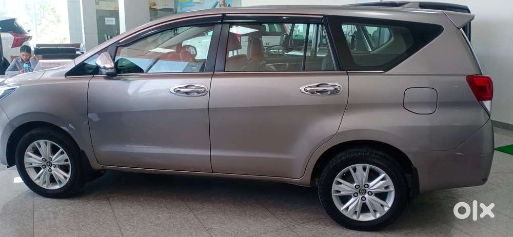 Toyota Innova Crysta 2.8z Automatic, 2018, Diesel