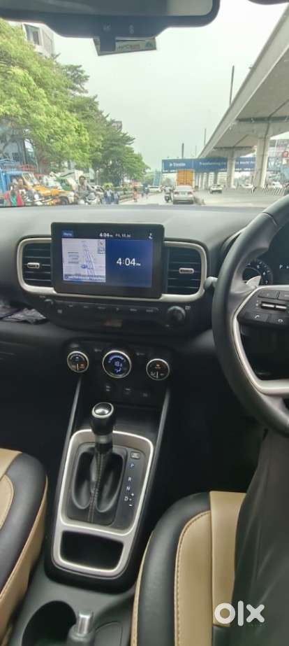 Hyundai Venue 1.0 Sx Plus Turbo Dct Dual Tone, 2021, Petrol
