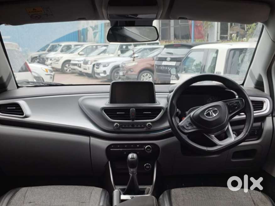 Tata Altroz Xz, 2020, Petrol