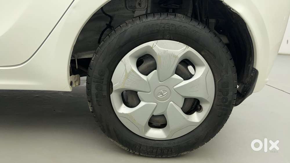 Tata Tiago 1.2 Revotron Xt Option, 2022, Petrol